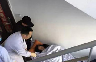 东港市病人院后返乡